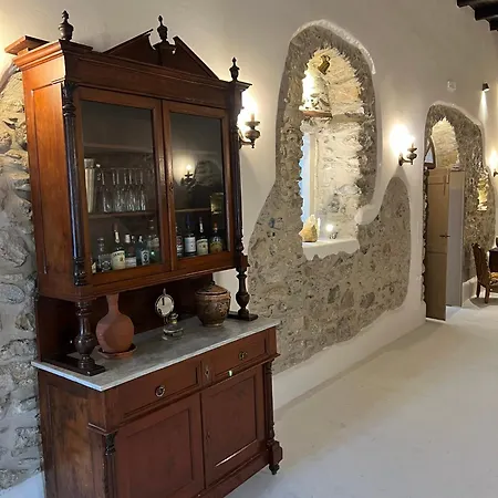 Katharsis - 15th C Venetian Palace - Naxos Old Town Ii Naxos City