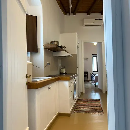 Katharsis - 15th C Venetian Palace - Naxos Old Town Ii Apartment
