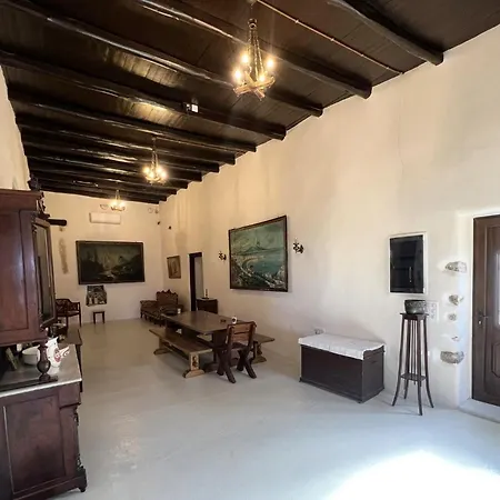 Katharsis - 15th C Venetian Palace - Naxos Old Town Ii